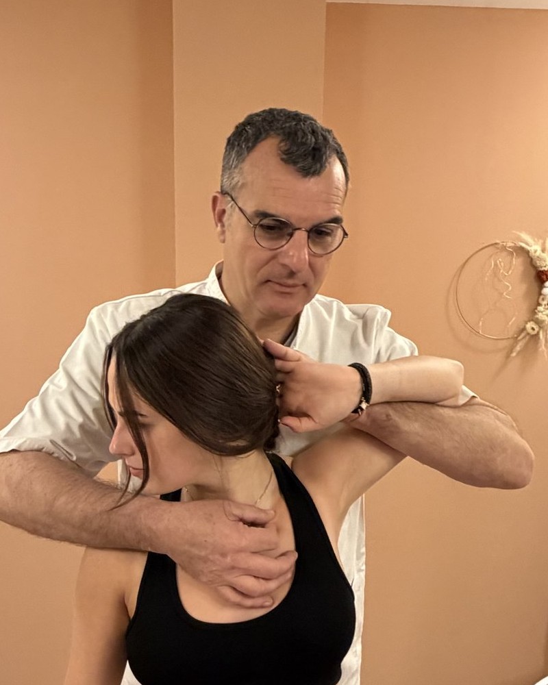 Philippe Cadena, Ostéopathe D.O. au cabinet Kin'Activ à Béziers